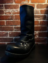 Load image into Gallery viewer, The Bat Gaiters
